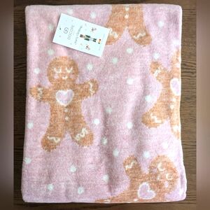 NEW Christmas Pink Gingerbread Man Throw Blanket